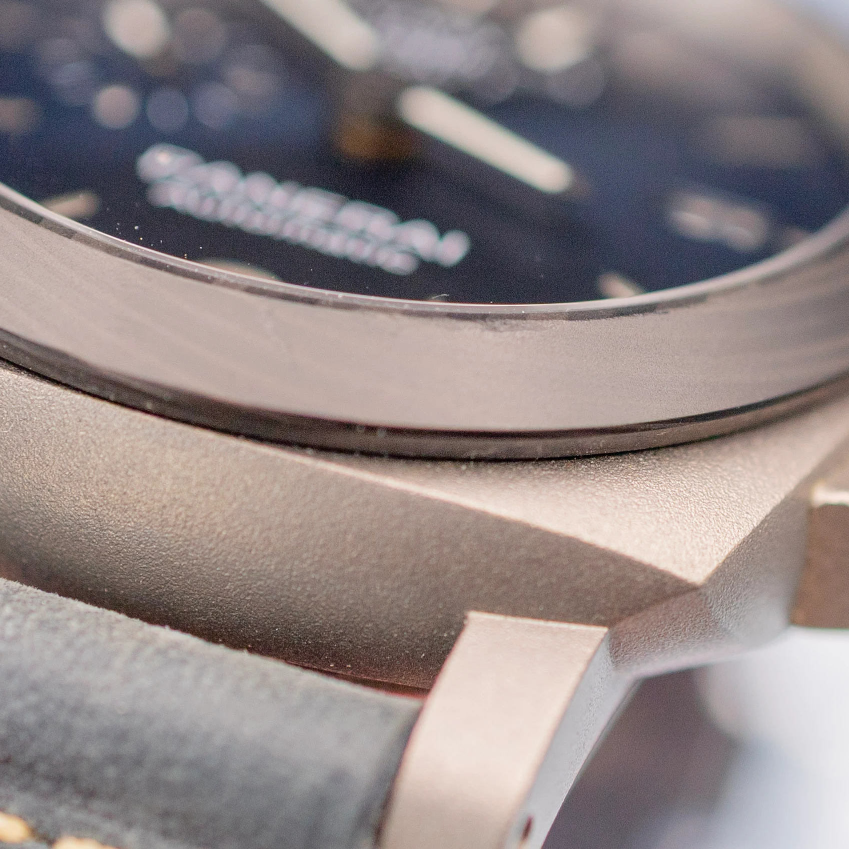 Panerai Luminor GMT Blue Dial Carbotech Titanium - Image 8