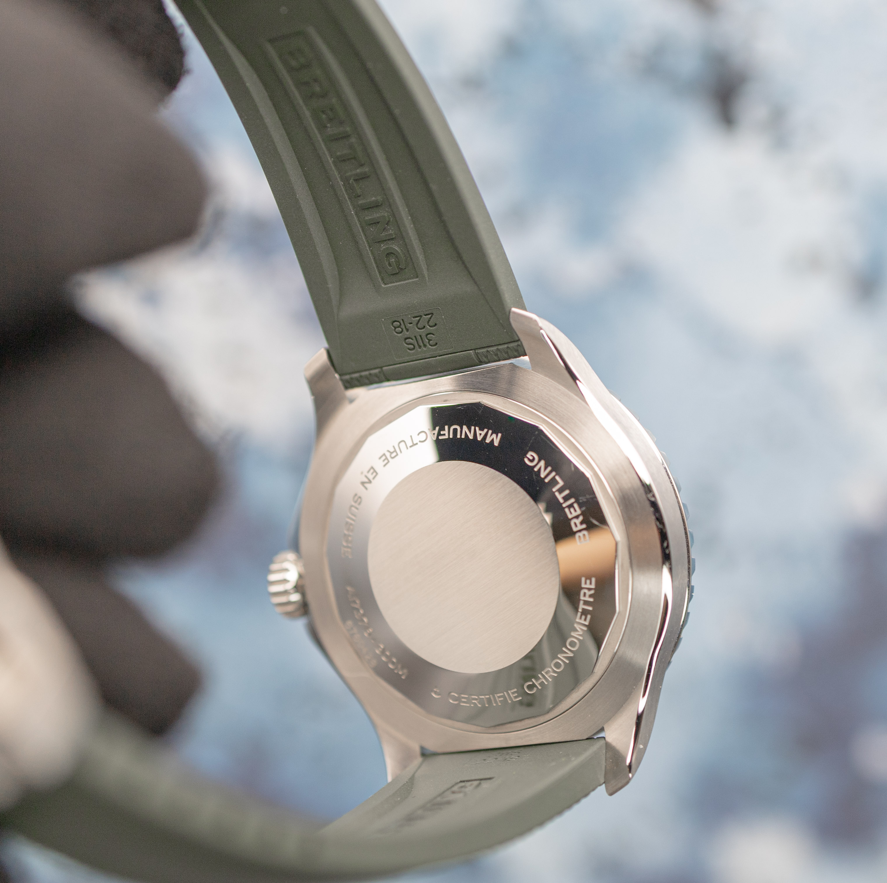 Breitling Superocean Automatic Green Dial - Image 8