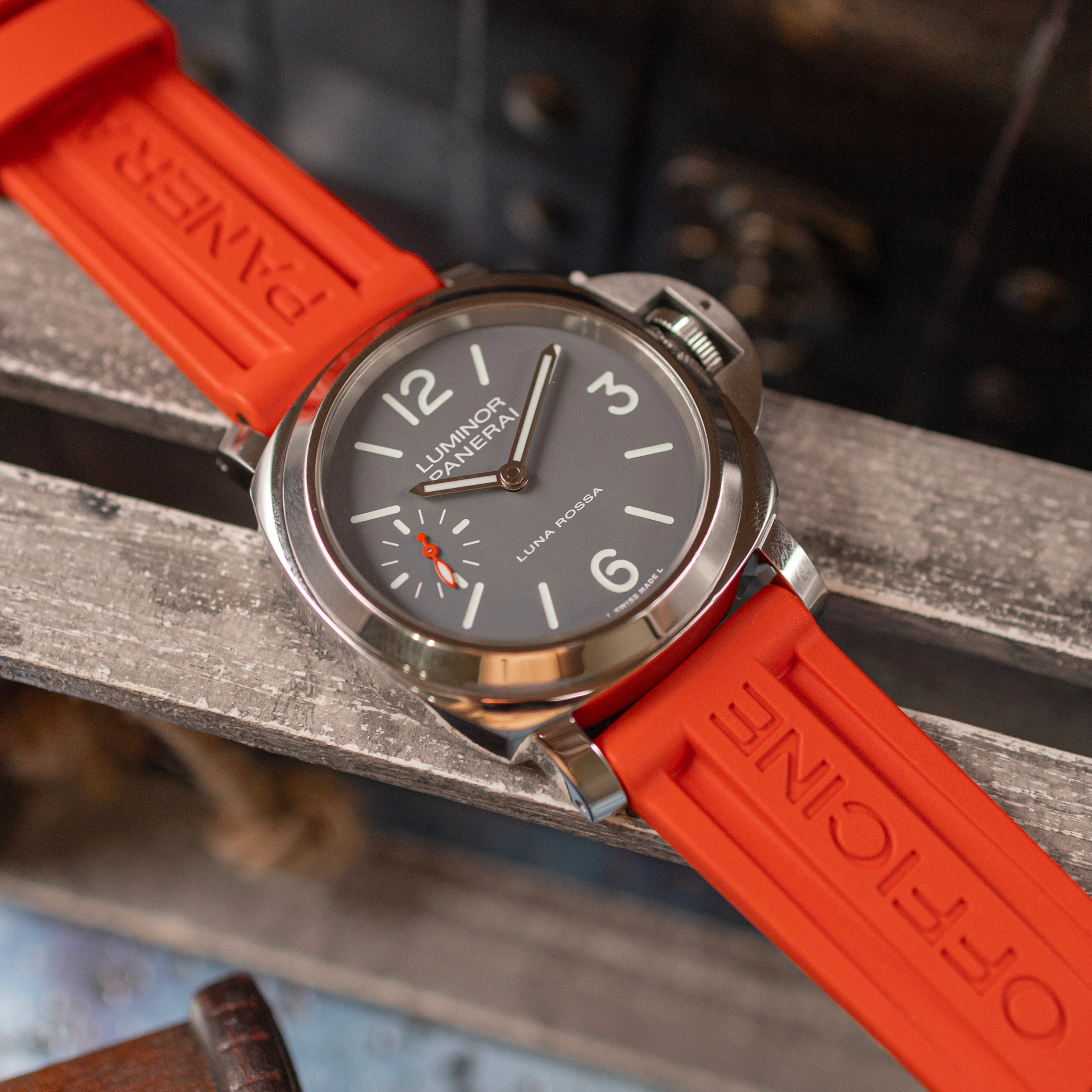 Panerai Luminor Tre Giorni Luna Rossa - Image 15