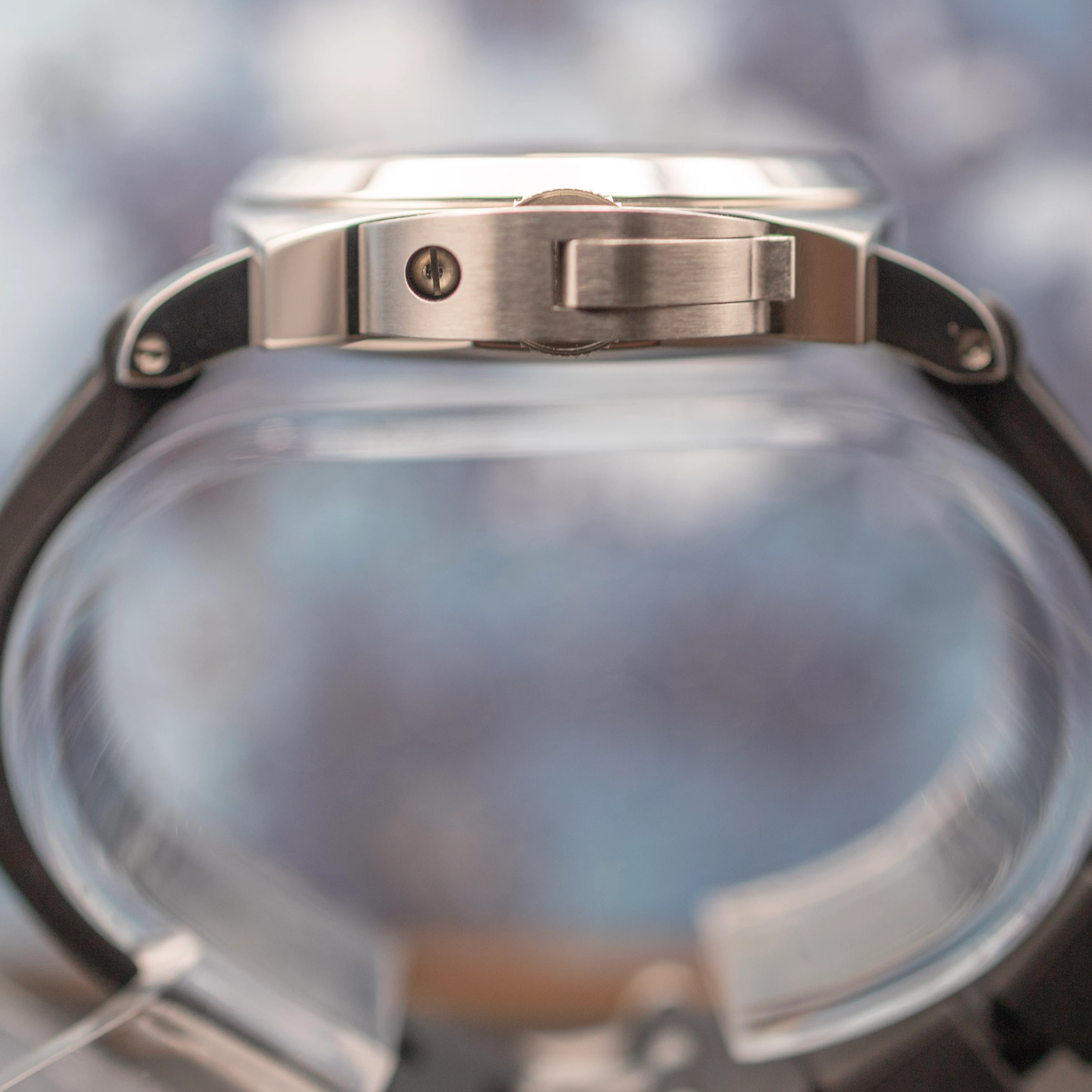 Panerai Luminor Tre Giorni Luna Rossa - Image 9