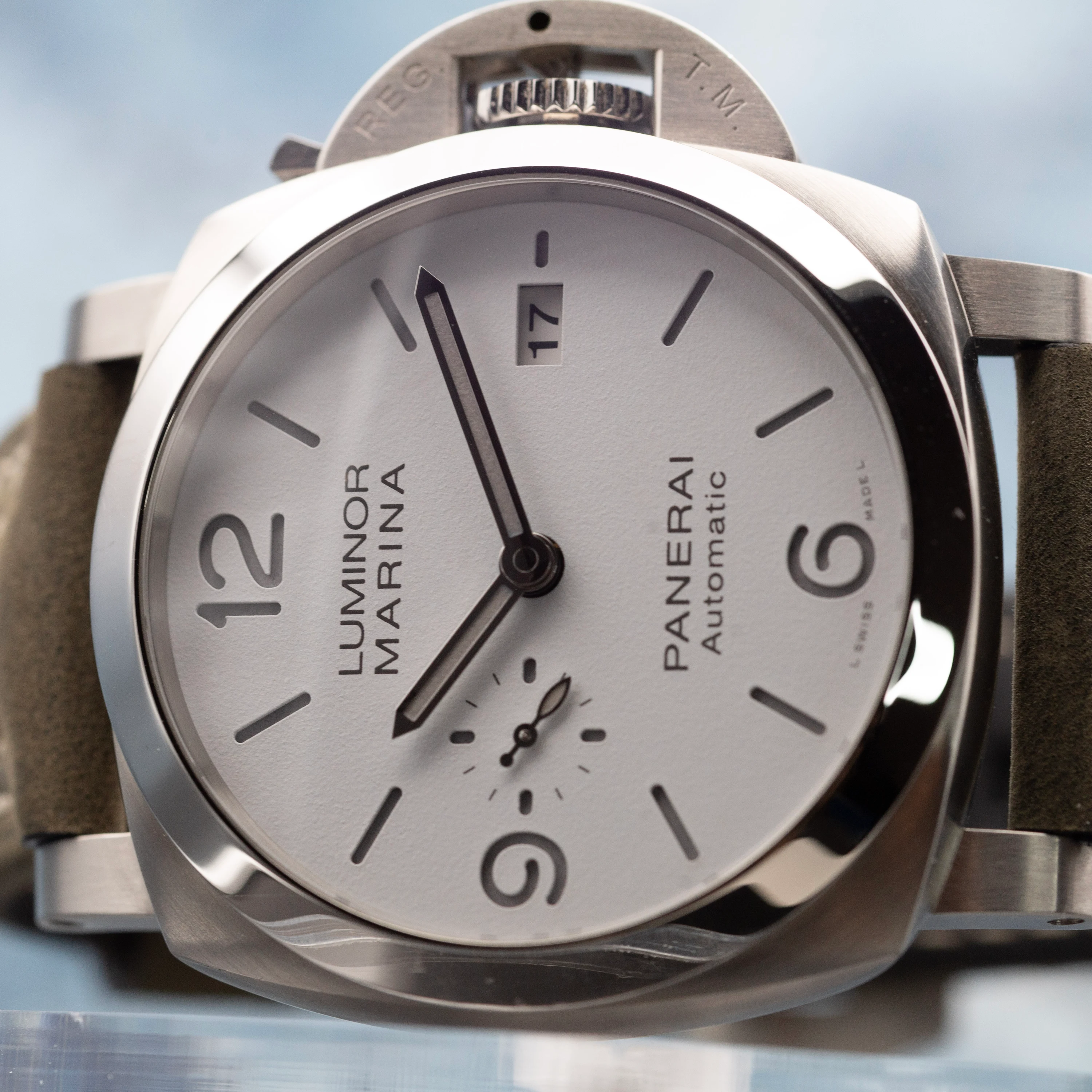 Panerai Luminor Marina White Dial 44mm - Image 15