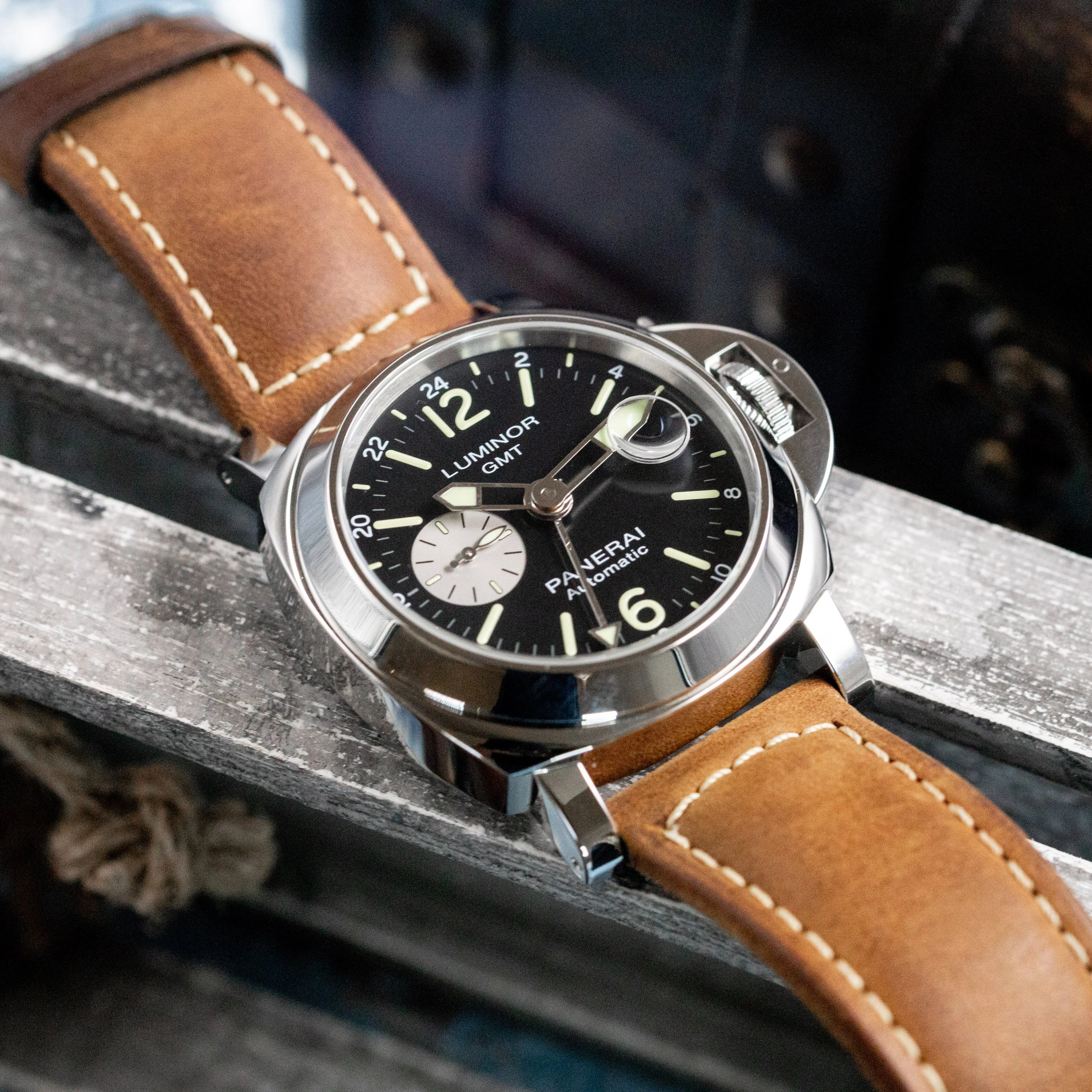 Panerai Luminor GMT Automatic 44 - Image 2