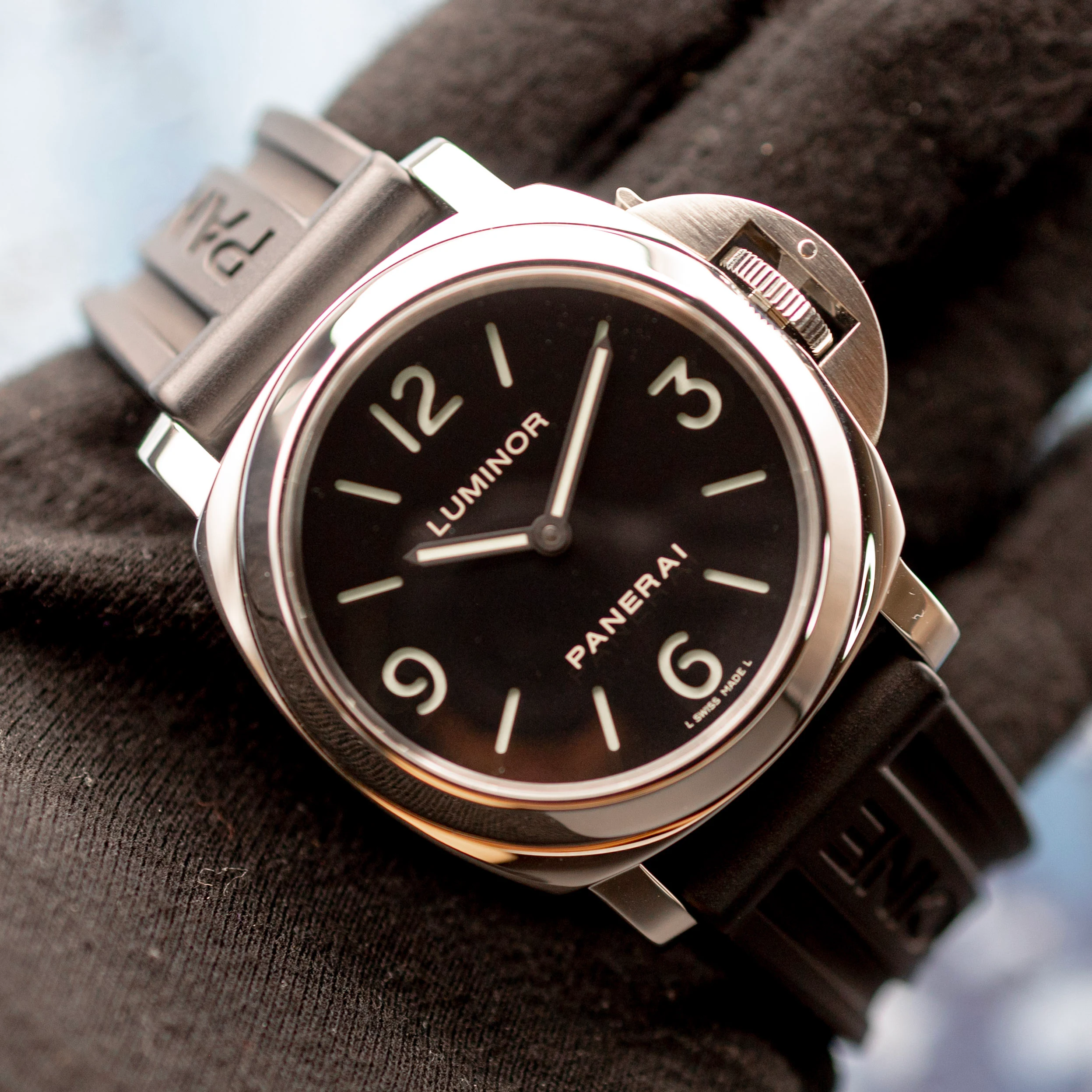 Panerai Luminor Base 44mm - Image 7