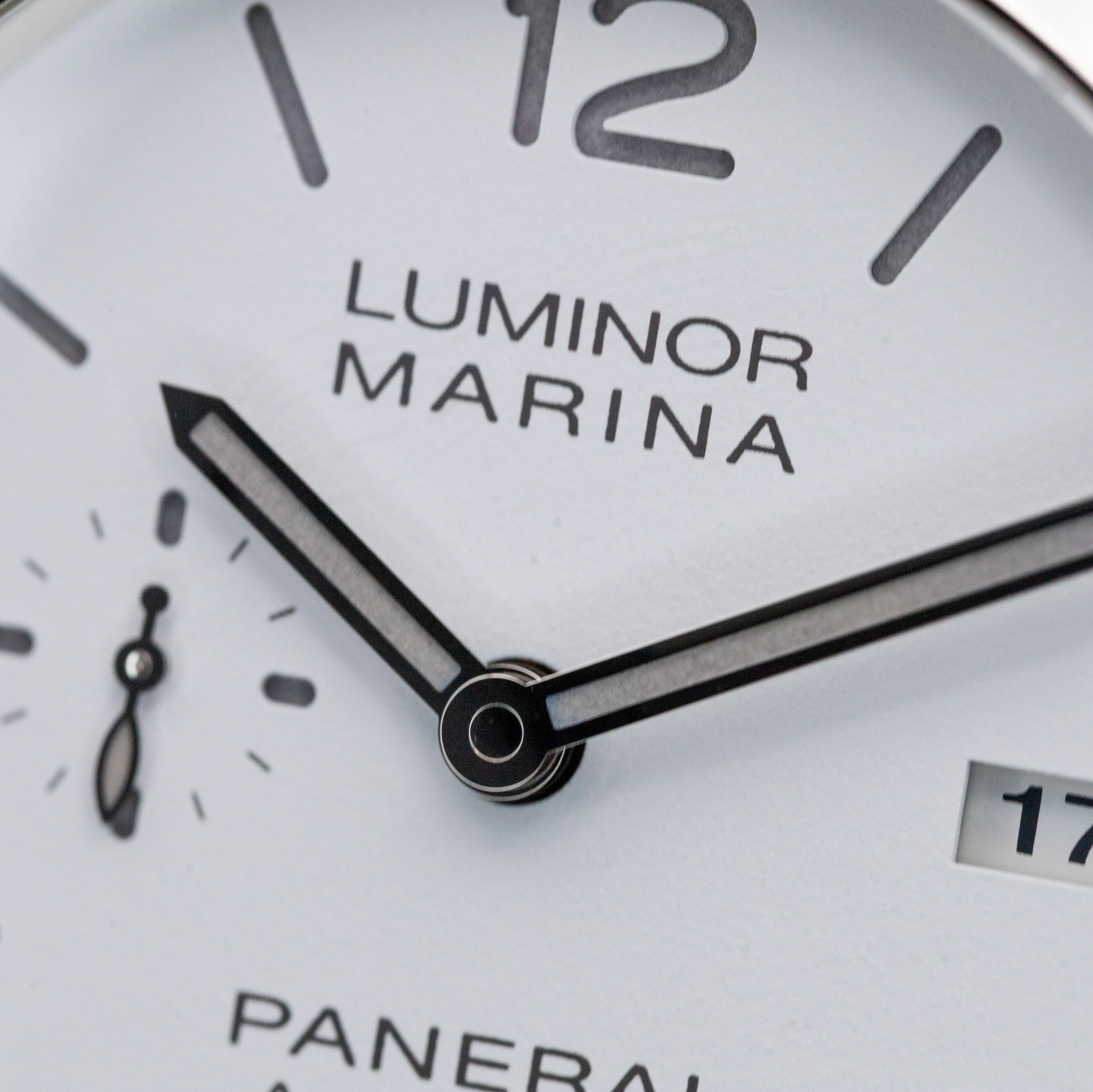 Panerai Luminor Marina White Dial 44mm - Image 13