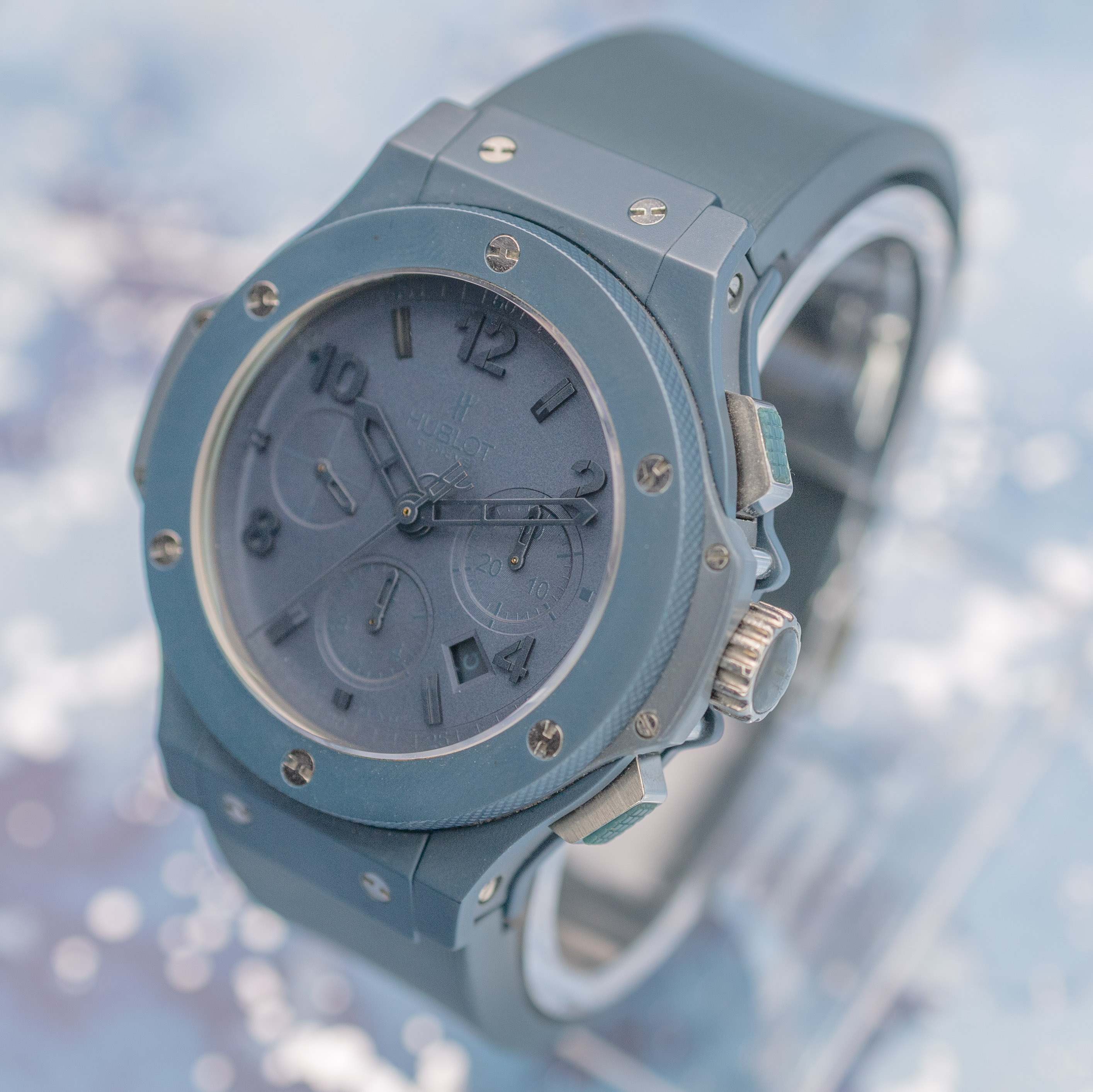 Hublot Limited Edition Big Bang 44mm Chronograph "All Blue" - Image 2