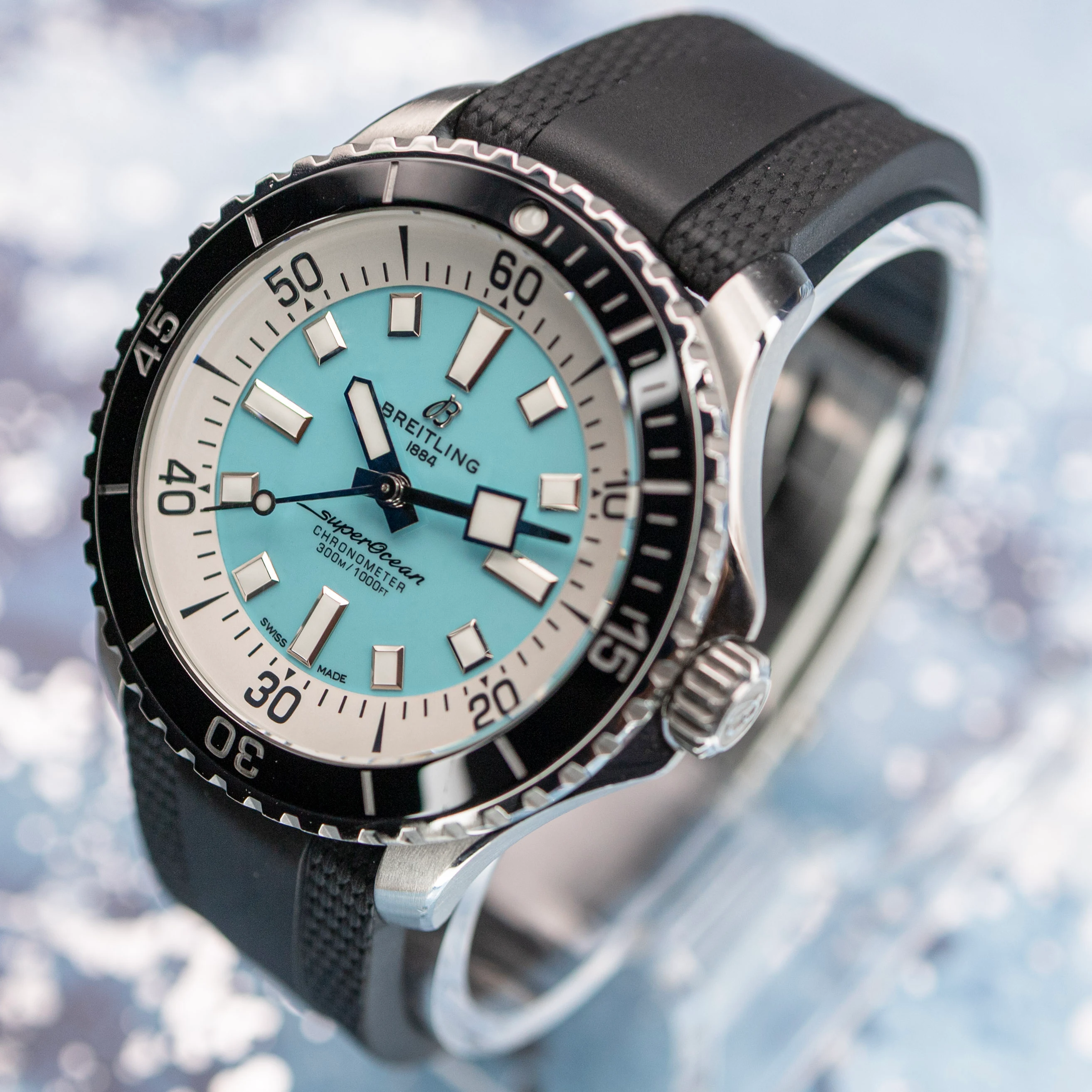 Breitling Superocean Automatic 44 (Turquoise) - Image 6