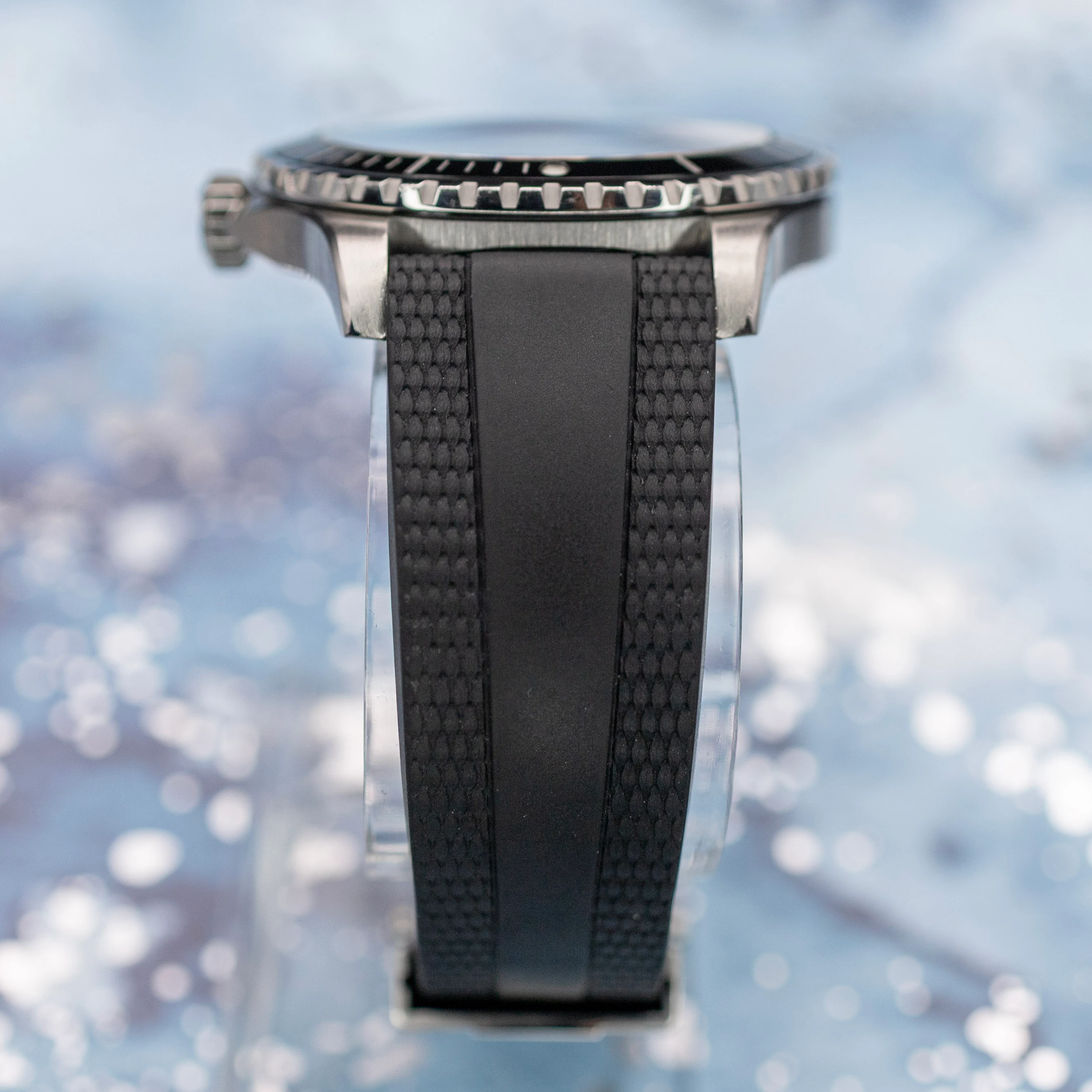 Breitling Superocean Automatic 44 (Turquoise) - Image 11