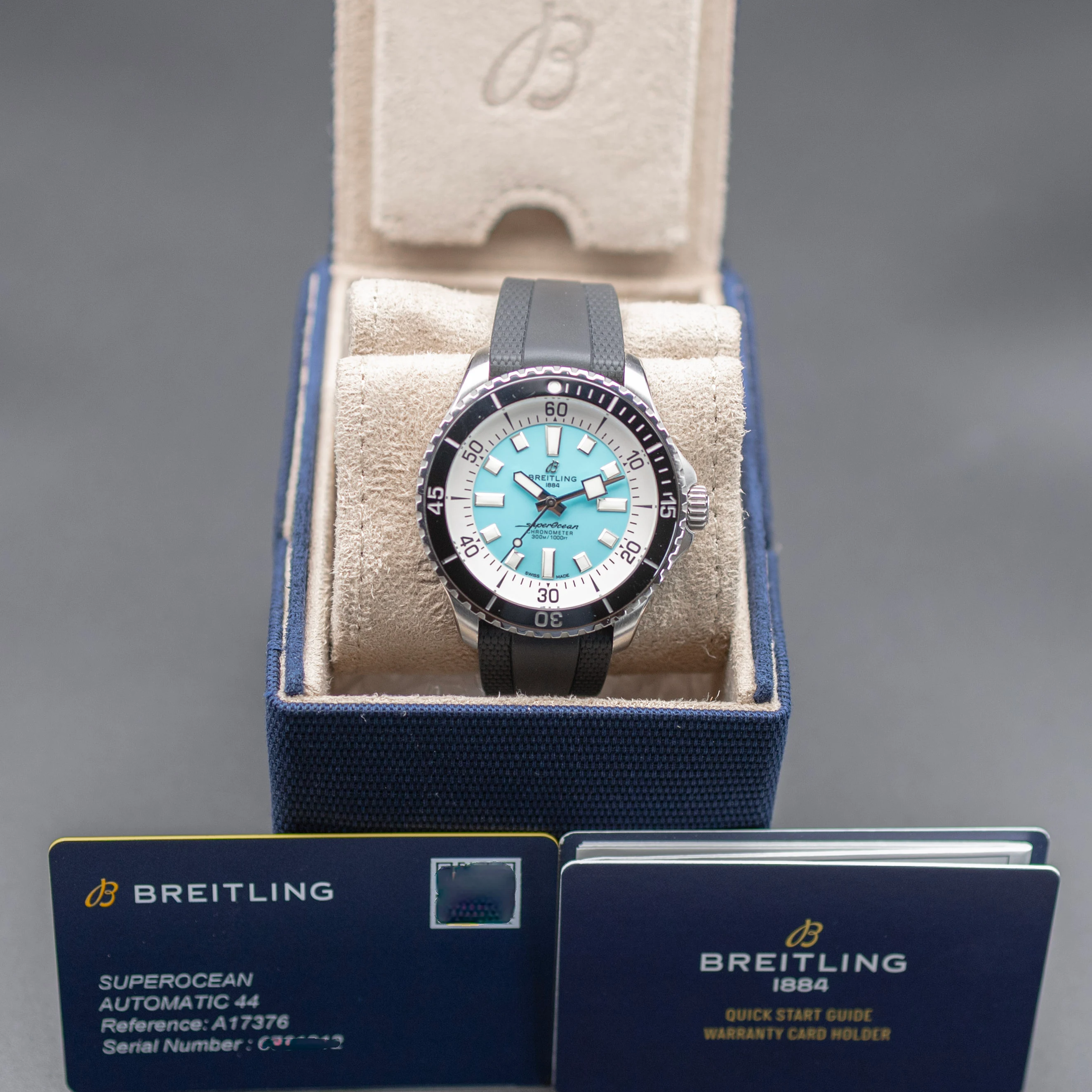 Breitling Superocean Automatic 44 (Turquoise) - Image 2