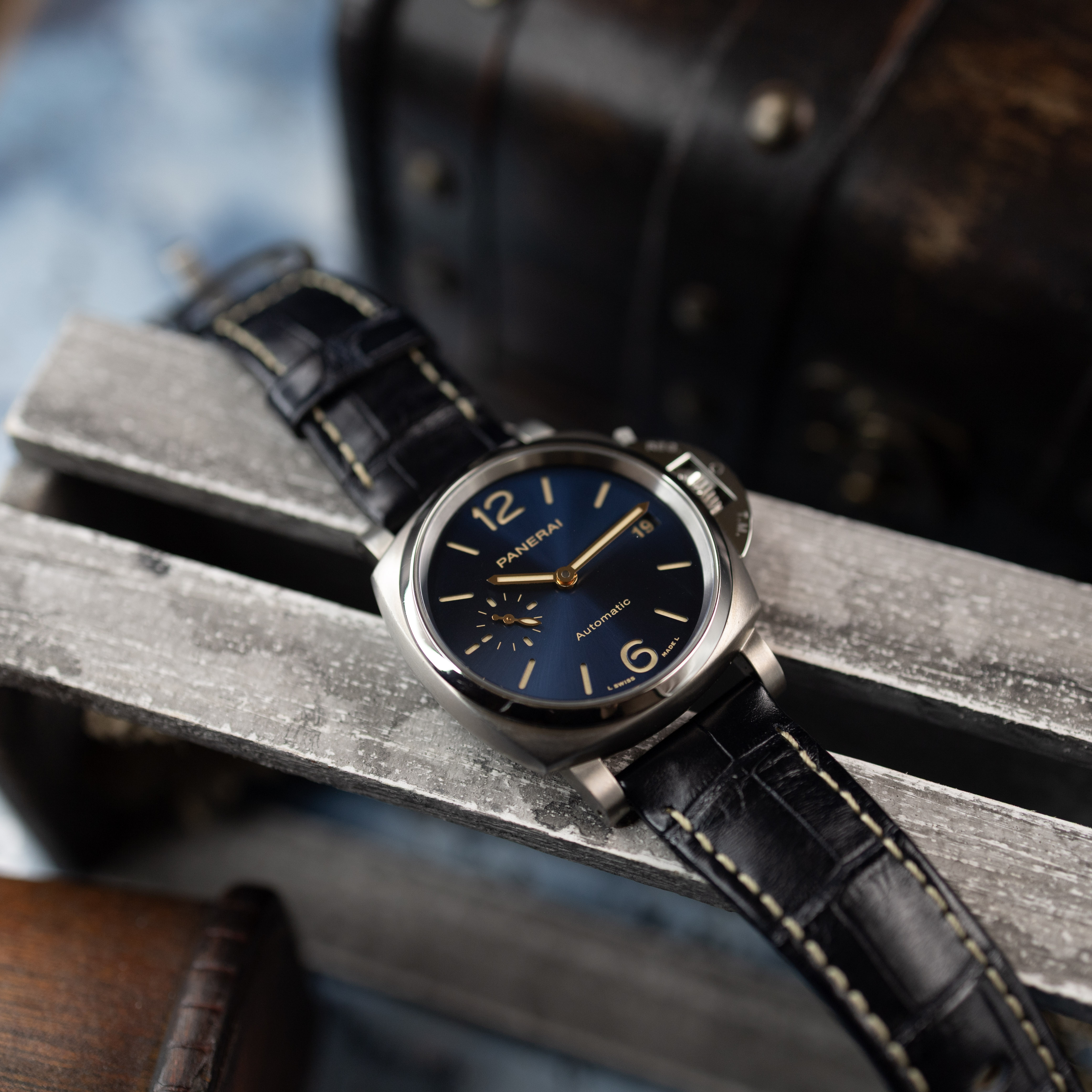 Panerai Luminor Due Titanium 38mm Blue Dial - Image 4