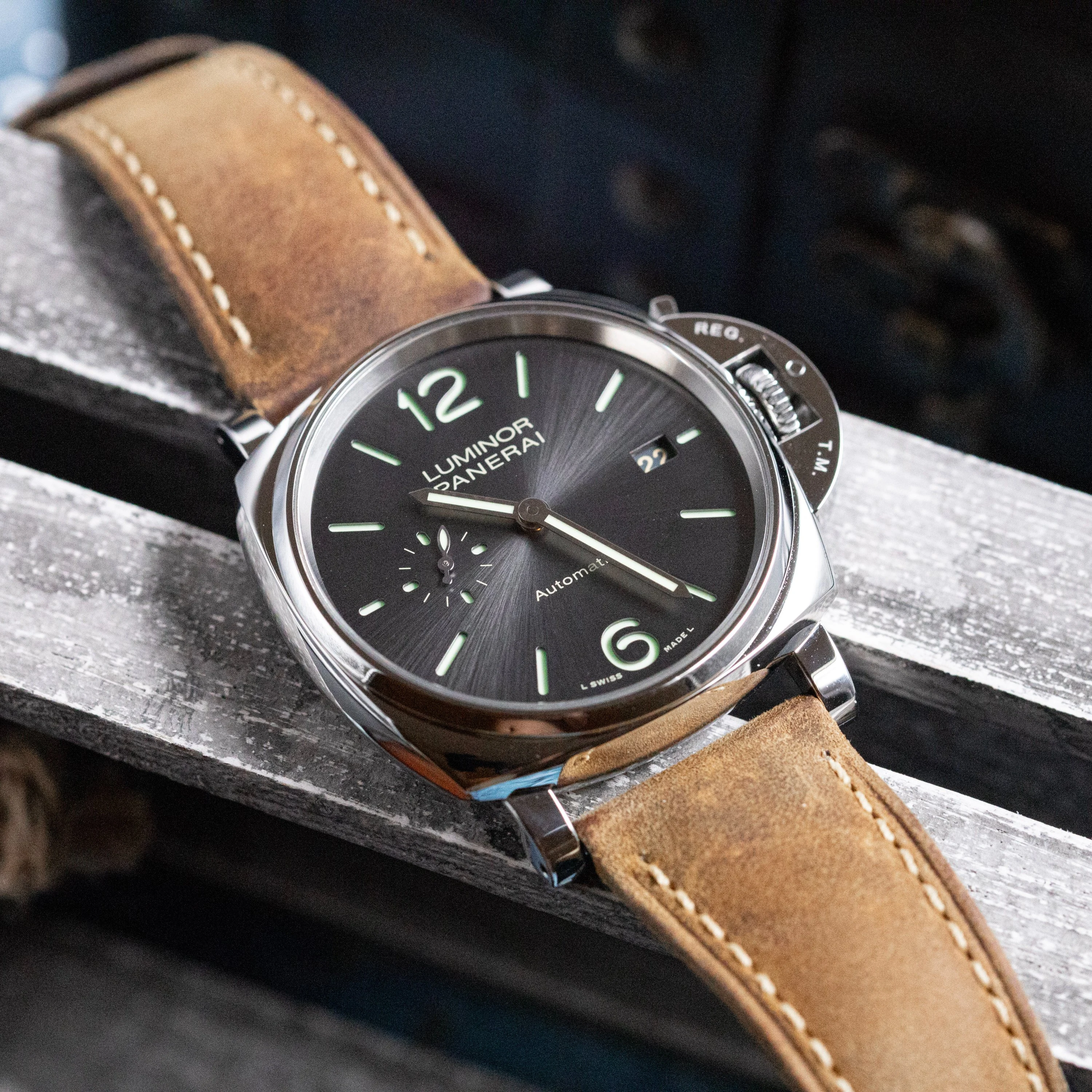 Panerai Luminor Due 42 Anthracite - Image 2