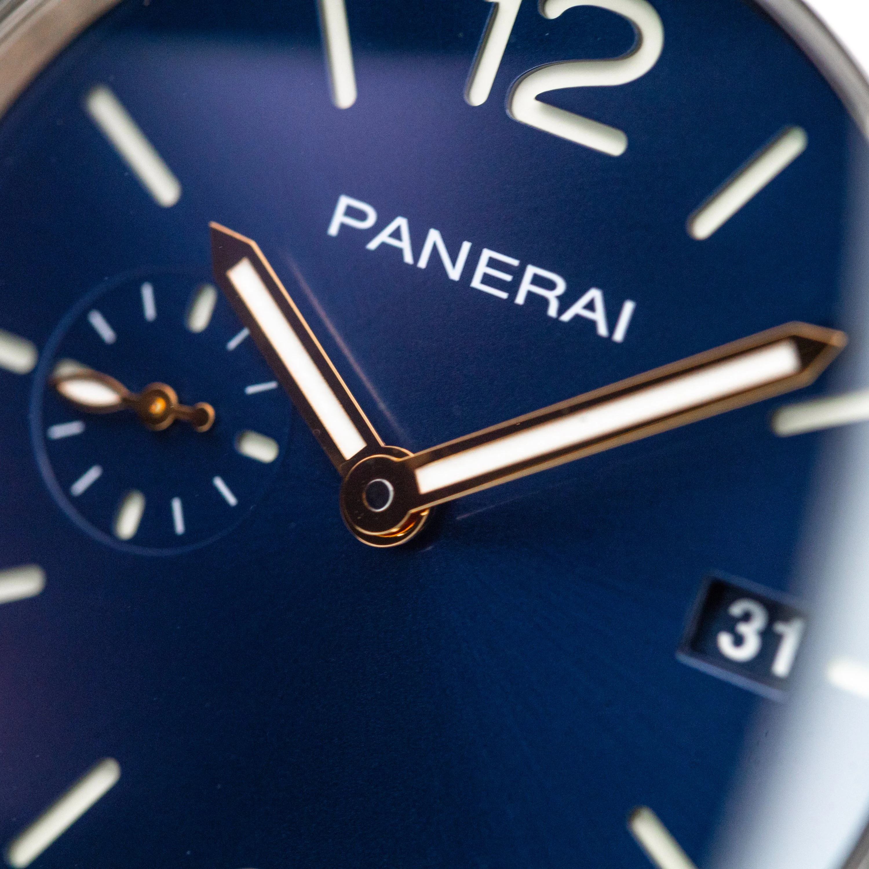 Panerai Luminor Due 42 Blue Dial - Image 15