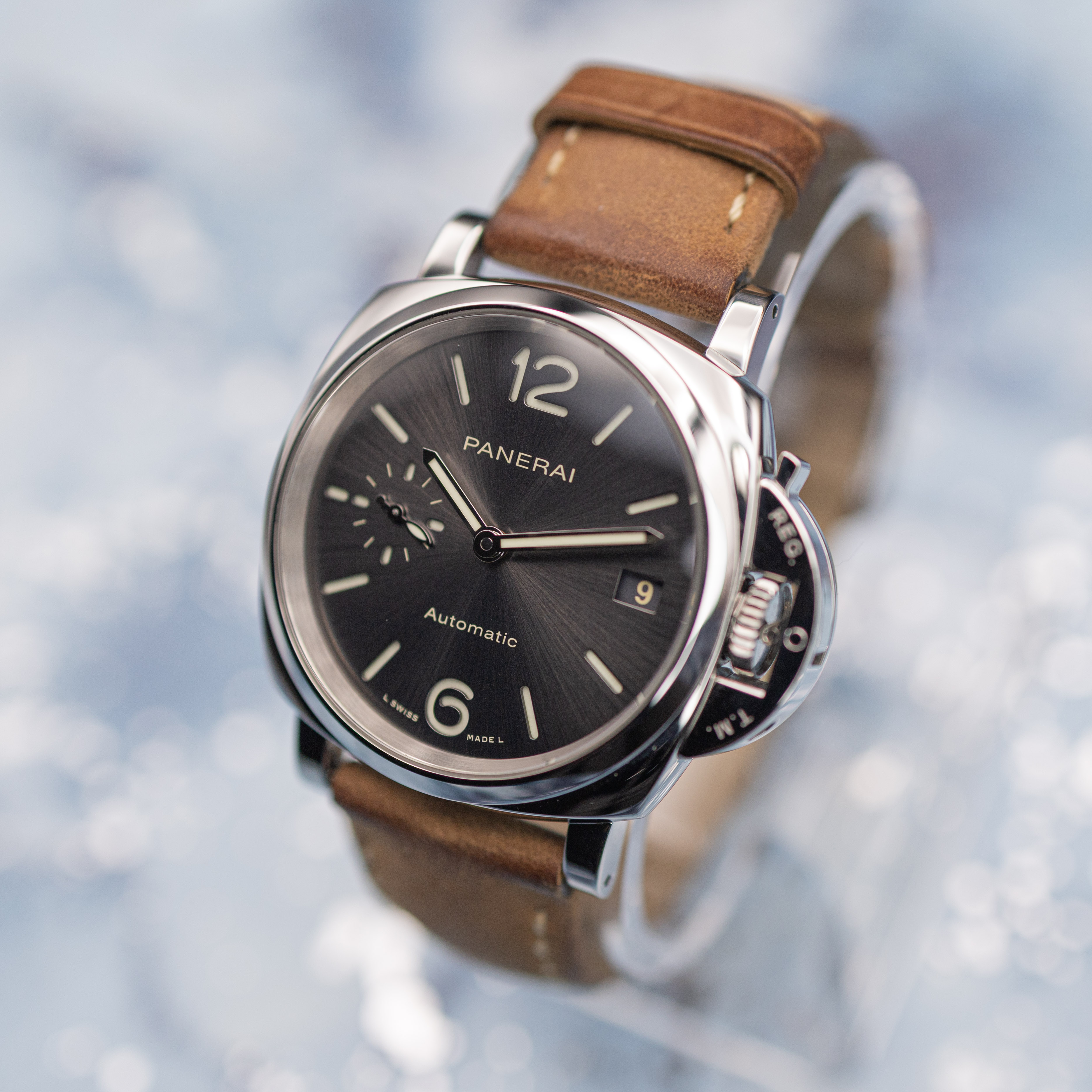 Panerai Luminor Due 38mm Anthracite - Image 2