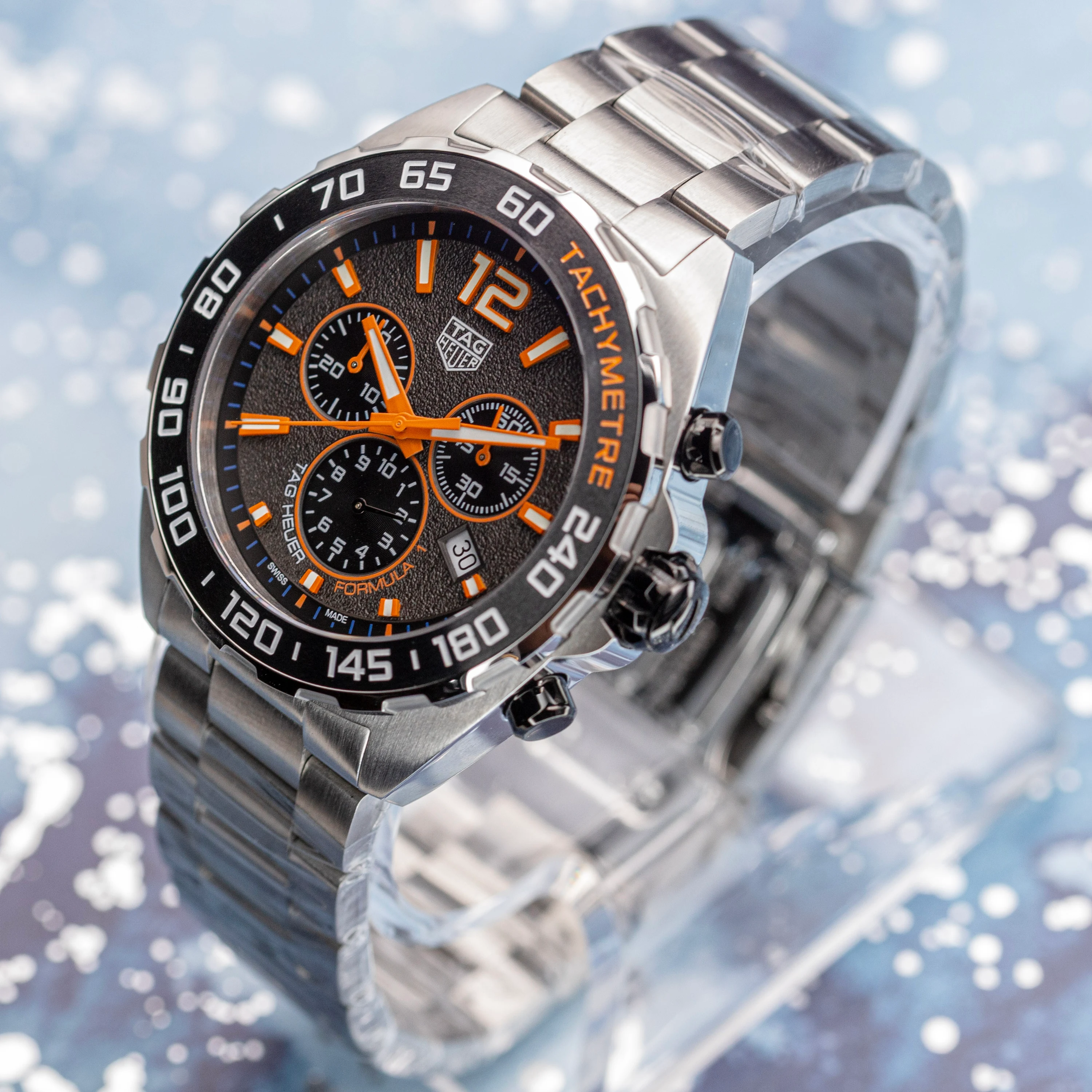 TAG Heuer Formula 1 Quartz Chronograph - Image 6