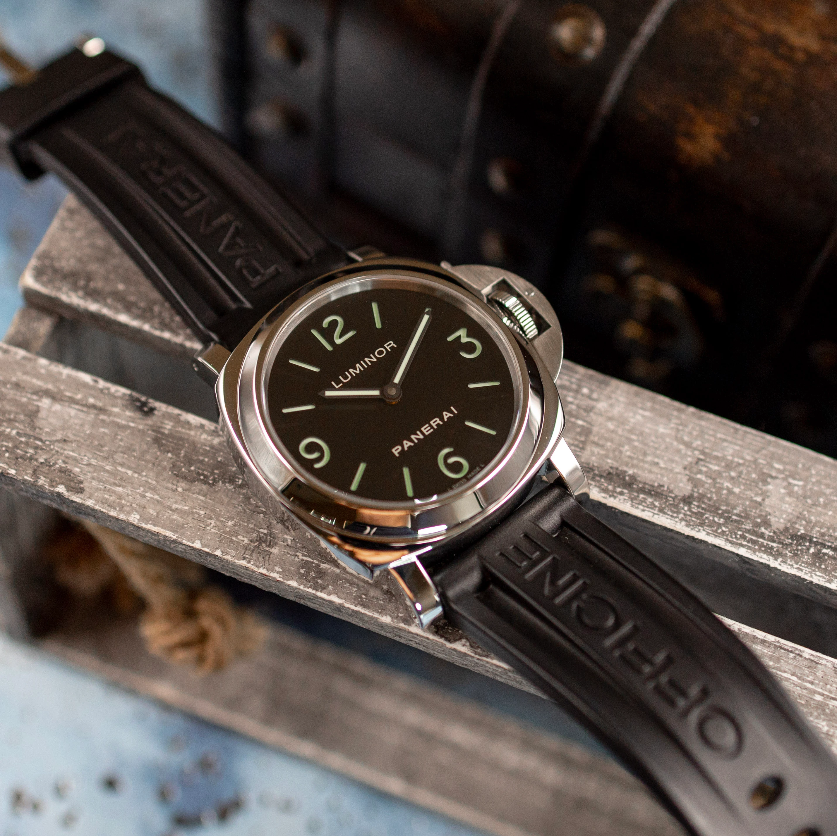 Panerai Luminor Base 44mm - Image 2
